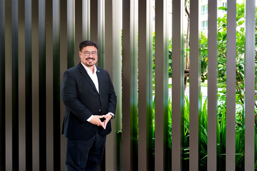 Hafizuddin Sulaiman. Officer in Charge and Chief Financial Officer