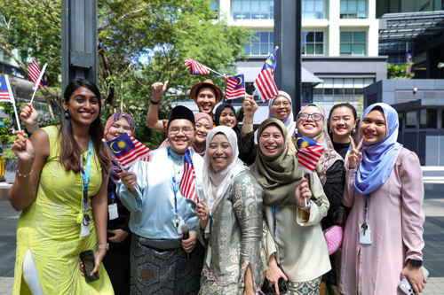 From 17 August to 18 September, UEM Sunrise’s community-focused campaign seeks to capture Malaysians’ everyday moments, covering nostalgic moments through to the modern day under the theme of patriotism and loving one’s country.