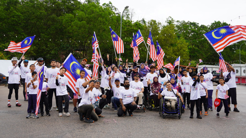 In the spirit of unity and harmony, "Cabaran Merdeka 68" brought together wheelchair bound and visually impaired individuals, students, and adults of all races to celebrate Malaysia’s 68th Merdeka celebrations.