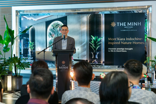 Chief Marketing Officer Kenny Wong gave his opening remarks and some facts regarding The MINH to members of the media. The luxury residence is set to open to the public on 27 May.