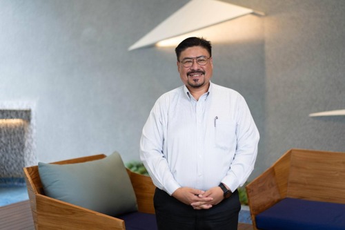 Hafizuddin Sulaiman, Officer in Charge and Chief Financial Officer of UEM Sunrise Berhad